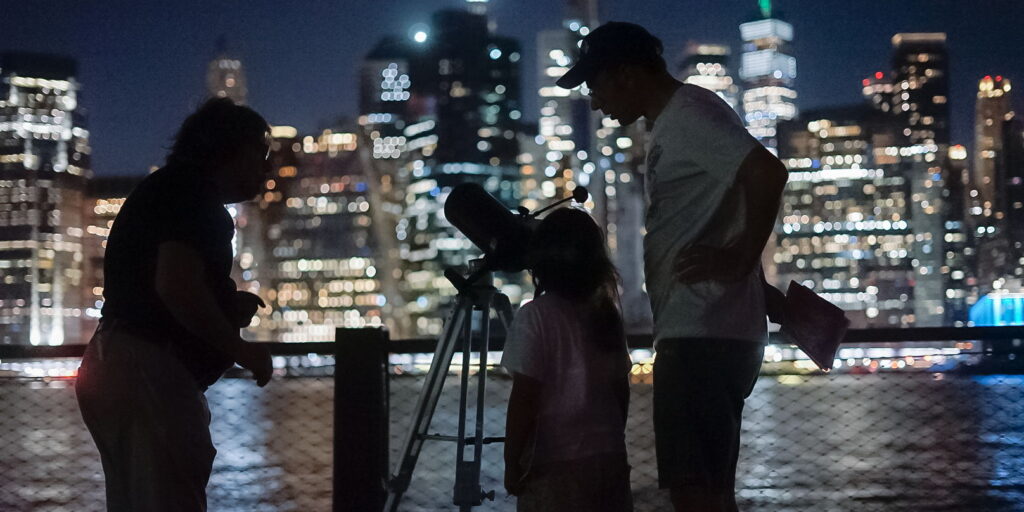 Stargazing (Brooklyn Bridge Park)